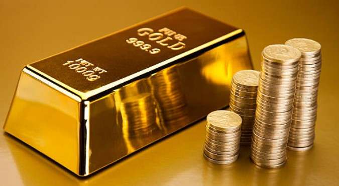سعر الذهب حقق مكاسب طفيفة حيث دفع التضخم الأكثر ثباتًا بنك الاحتياط الفيدرالي إلى التضييق